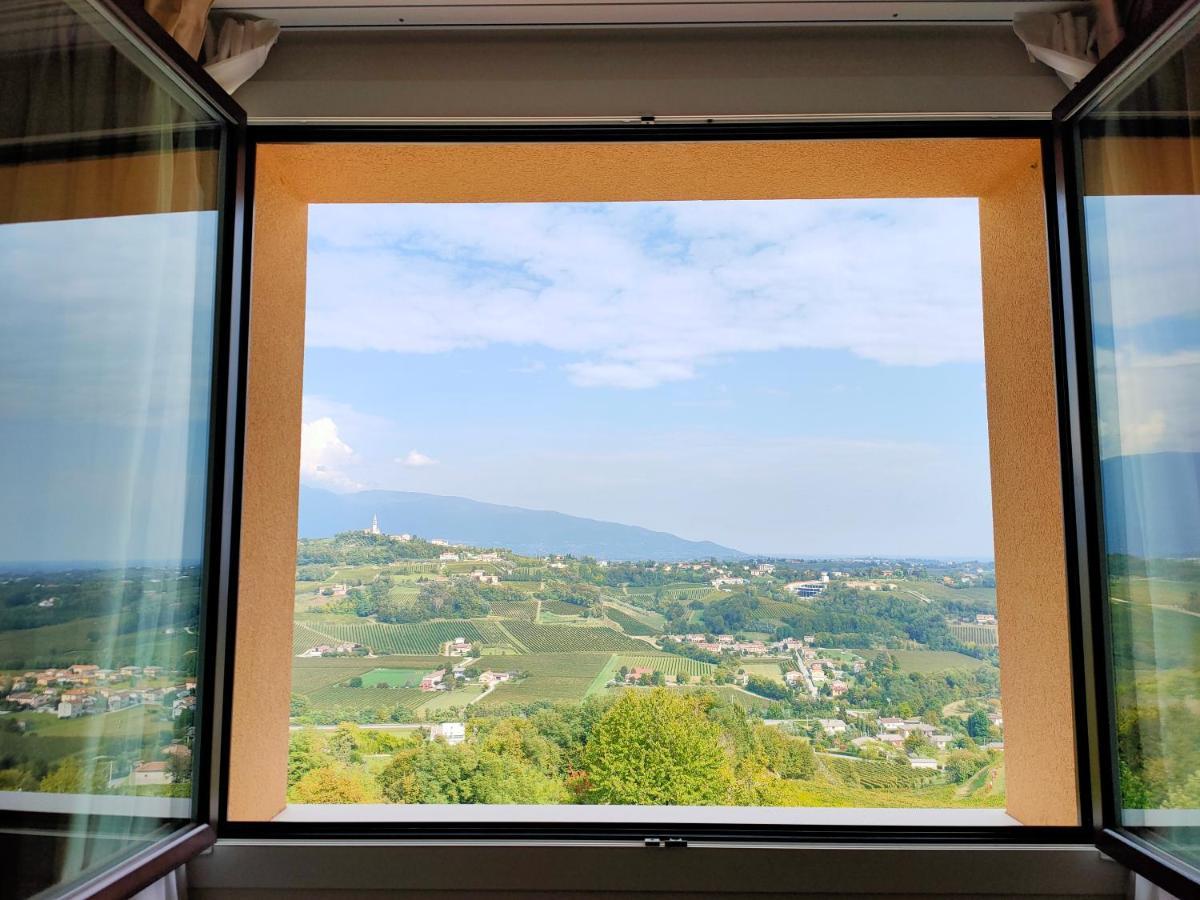 Villa Del Poggio Prosecco Bike Hotel San Pietro Di Feletto Exterior foto